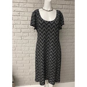 Connected Apparel Short Sleeve Textured Shift Dress Size 14 NWT